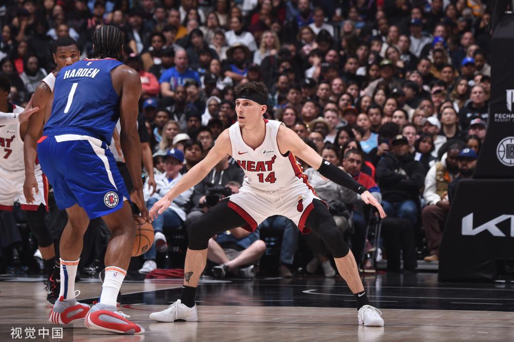 伊萨克仅落 伊萨克仅落